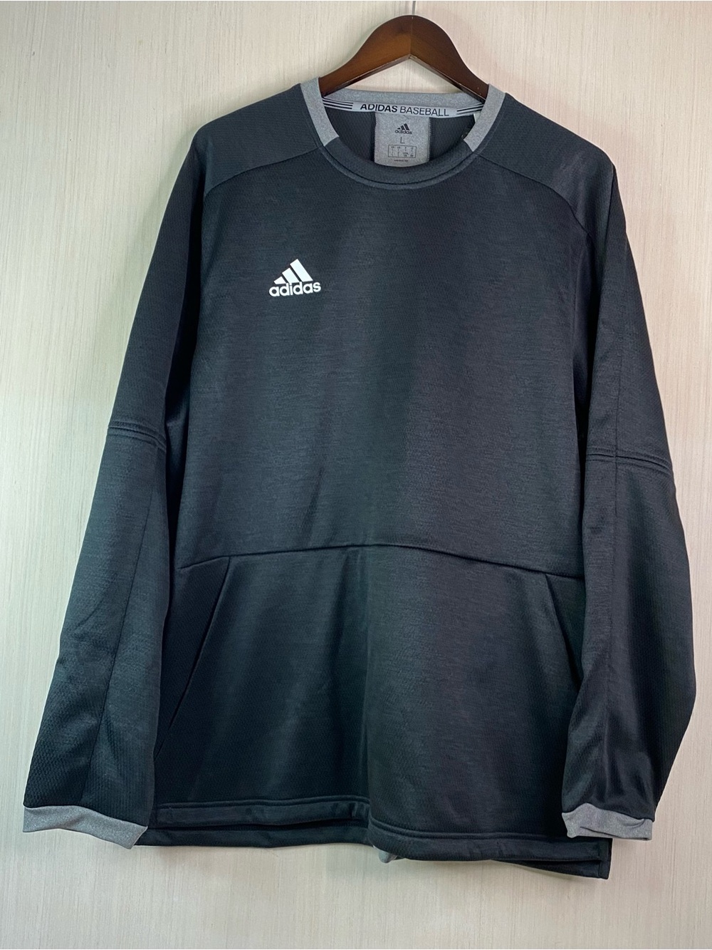 NWT adidas Baseball Men’s Black Crewneck Pullover Sweatshirt Gray Trim Large